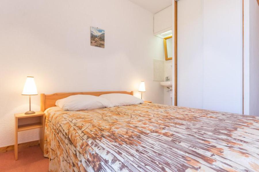 Rent in ski resort 2 room apartment 6 people (10) - Résidence les Niverolles - La Rosière