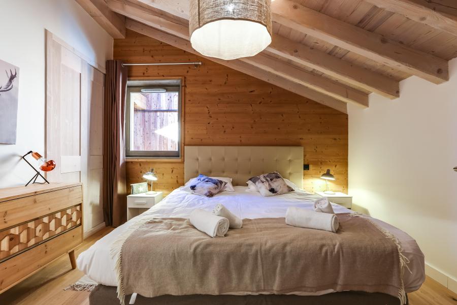 Rent in ski resort Résidence Terresens Le Hameau de Barthélémy - La Rosière - Bedroom