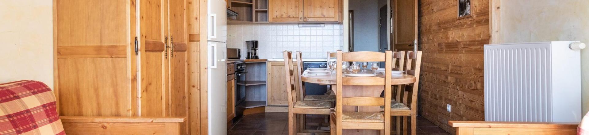 Ski verhuur Appartement 3 kamers 6-8 personen (speciaal familie) - Les Balcons de la Rosière - La Rosière - Woonkamer