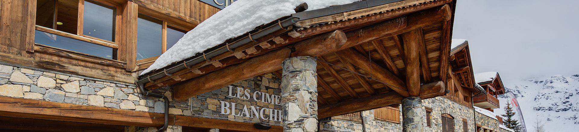 Skiverleih Les Cimes Blanches - La Rosière - Draußen im Winter