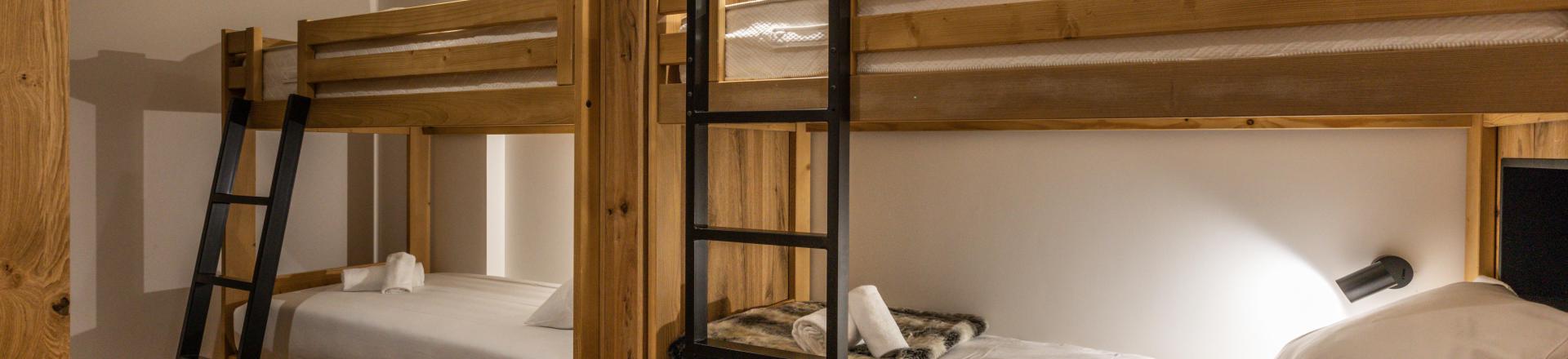 Rent in ski resort 4 room duplex apartment cabin 12 people (1) - Résidence l'Orée du Bois - La Rosière - Bunk beds