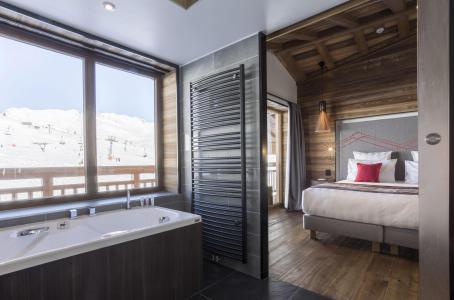 Rent in ski resort Hôtel Alparena - La Rosière - Bedroom