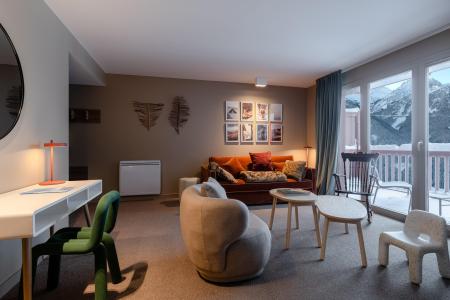 Rent in ski resort Family suite 5 people - I.L.Y Hotels La Rosière - La Rosière - Living room