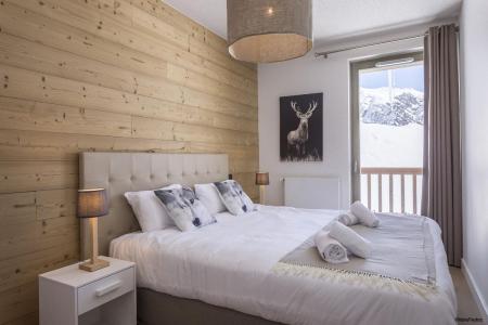 Rent in ski resort Résidence Terresens Le Hameau de Barthélémy - La Rosière - Bedroom