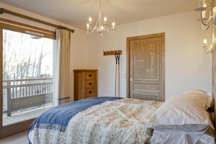 Rent in ski resort 5 room apartment 12 people (CARO34) - Chalet Caroline - La Tania - Bedroom