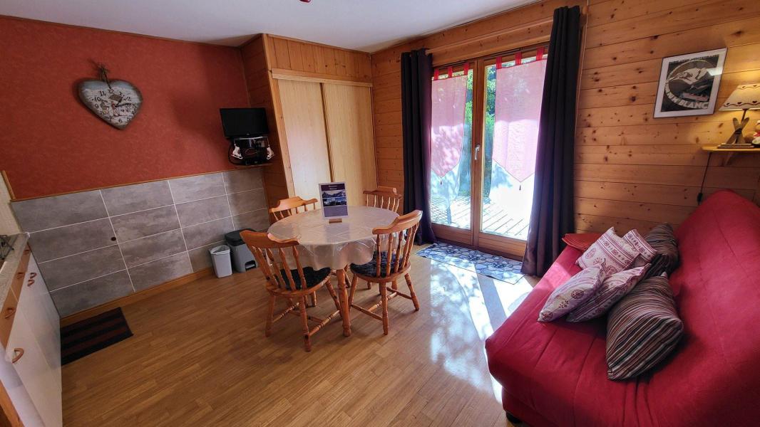 Skiverleih 2-Zimmer-Appartment für 4 Personen (1) - CHALET WOODY WOOD - La Tania - Wohnzimmer