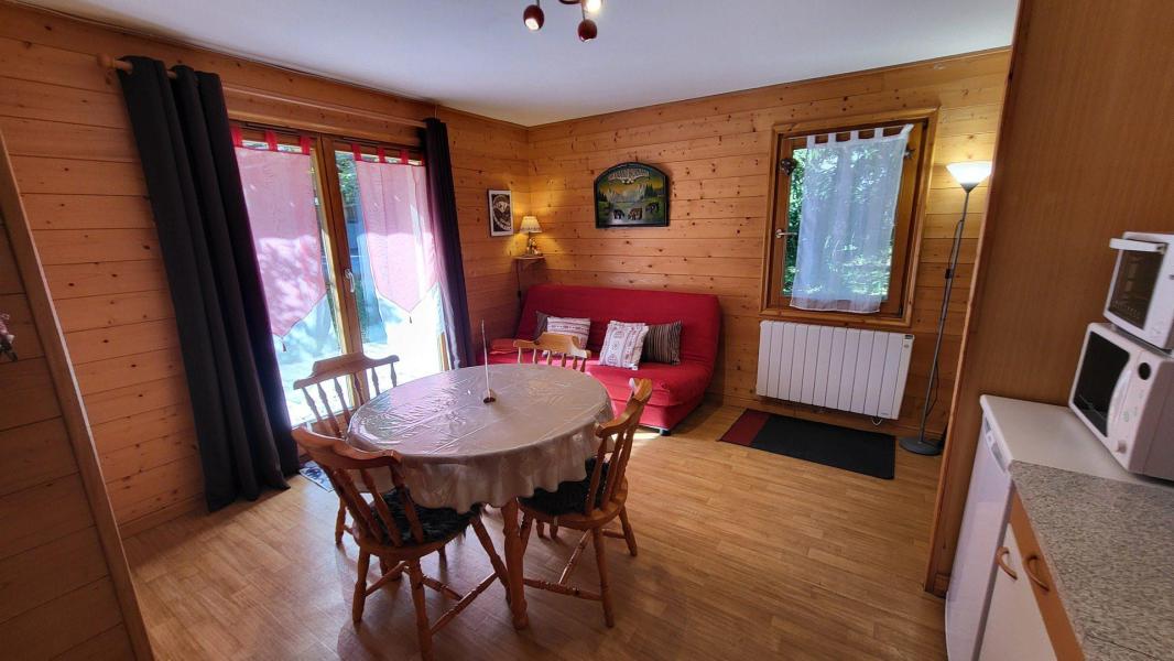 Skiverleih 2-Zimmer-Appartment für 4 Personen (1) - CHALET WOODY WOOD - La Tania - Wohnzimmer