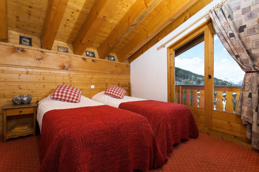Rent in ski resort Les Chalets de la Tania - La Tania - Twin beds