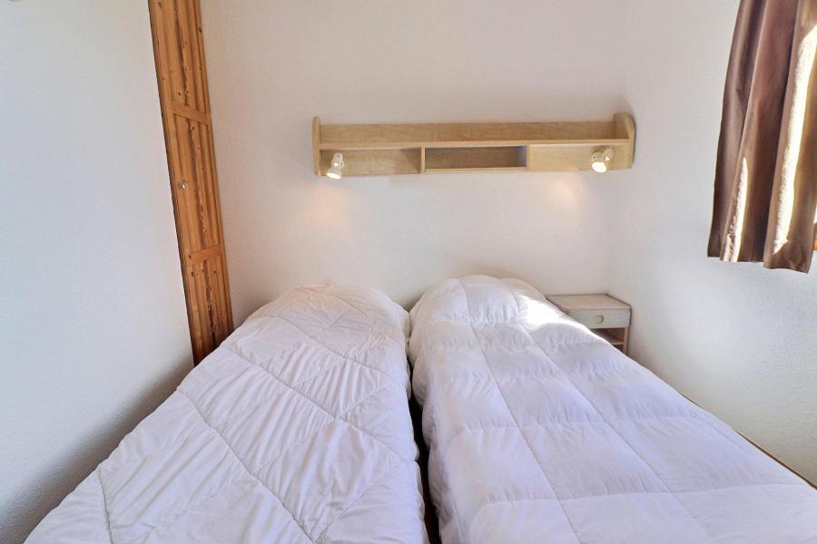 Ski verhuur Appartement 2 kamers 4 personen (620) - Résidence le Grand Bois A - La Tania - Kamer