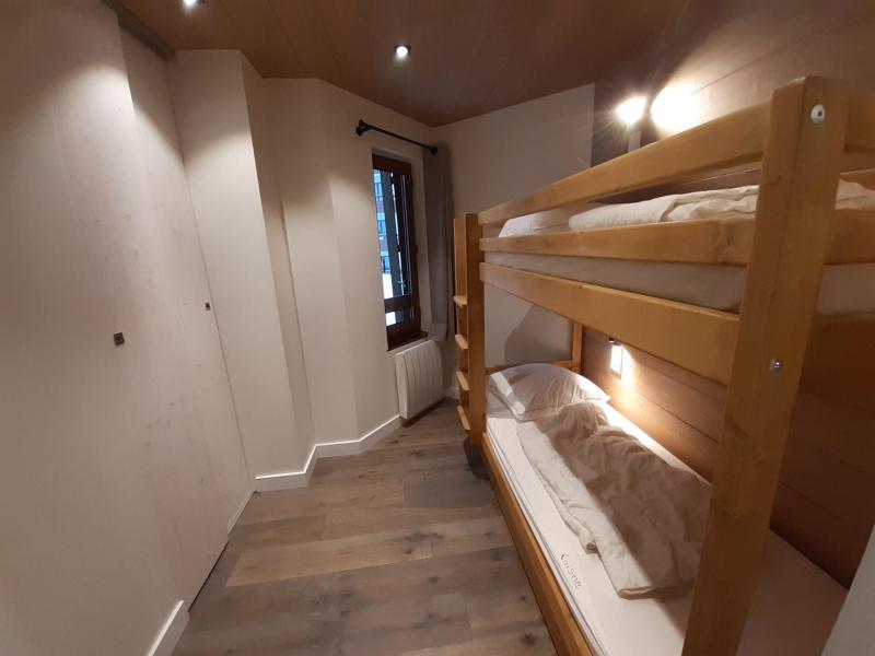 Rent in ski resort 3 room apartment cabin 5 people (29) - Résidence les Folyères - La Tania - Bedroom