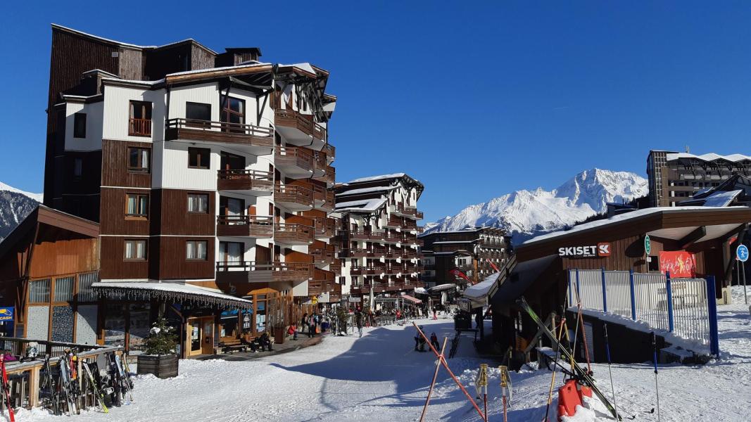 Rent in ski resort 2 room apartment sleeping corner 6 people (18) - Résidence les Folyères - La Tania - Winter outside
