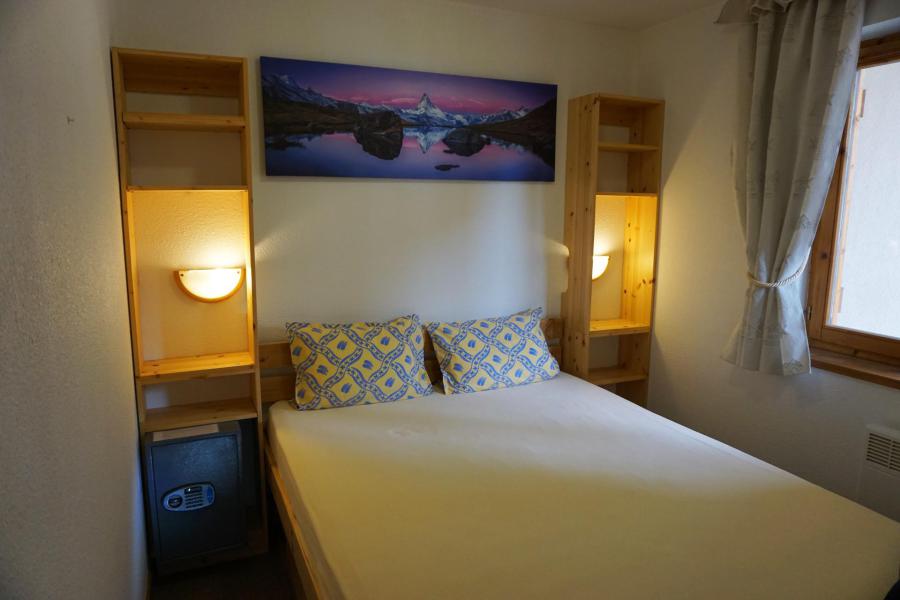Rent in ski resort 2 room apartment 4 people (SABA52) - Résidence Saboia - La Tania - Bedroom
