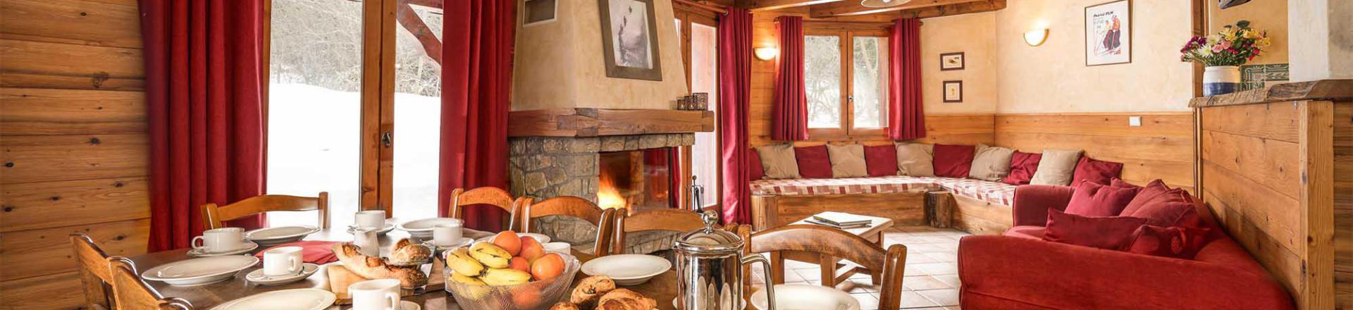Rent in ski resort Chalet Morgane - La Tania - Dining area