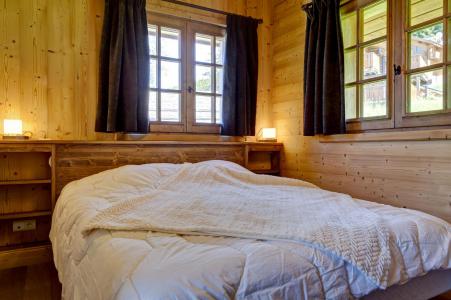 Rent in ski resort 3 room duplex chalet 6 people - Chalet Carlina Extension - La Tania - Apartment