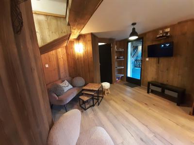 Rent in ski resort 3 room apartment 5 people (02) - Chalet Clémentine - La Tania - Living room