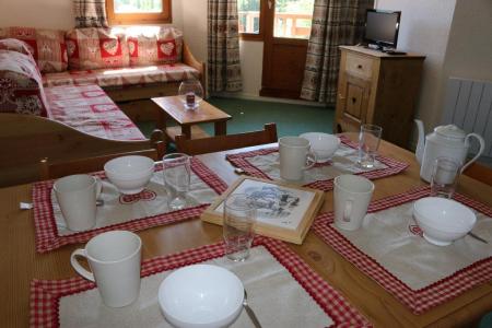 Rent in ski resort 3 room apartment cabin 6 people (606) - Résidence Grand Bois - La Tania - Living room