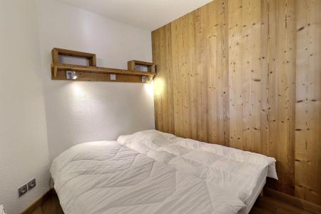 Rent in ski resort 2 room apartment 4 people (932) - Résidence le Grand Bois A - La Tania - Bedroom