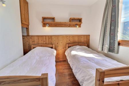 Skiverleih 2-Zimmer-Appartment für 4 Personen (720) - Résidence le Grand Bois A - La Tania - Schlafzimmer