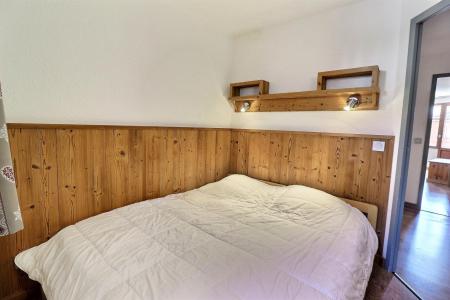 Ski verhuur Appartement 2 kabine kamers 6 personen (104) - Résidence le Grand Bois A - La Tania - Kamer