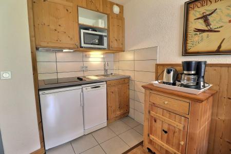 Rent in ski resort 2 room apartment 4 people (107) - Résidence le Grand Bois B - La Tania - Apartment