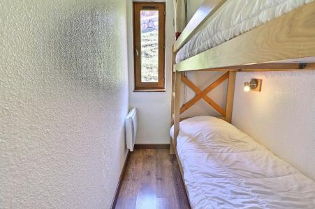 Rent in ski resort 2 room apartment cabin 6 people (515) - Résidence le Grand Bois B - La Tania - Bunk beds