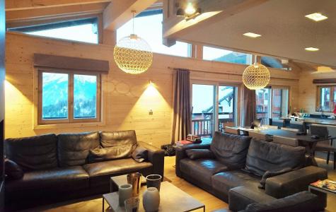Ski verhuur Appartement 4 kamers 8 personen (2) - Résidence le Rocher Blanc - La Tania - Woonkamer