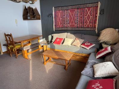 Rent in ski resort 2 room apartment sleeping corner 6 people (18) - Résidence les Folyères - La Tania - Living room