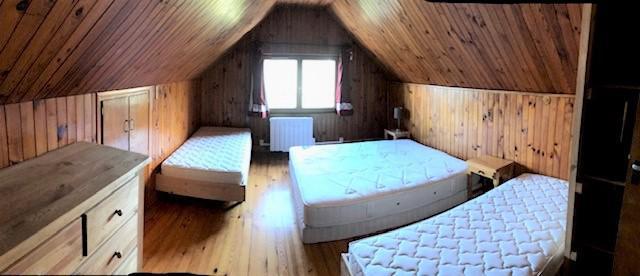 Rent in ski resort 3 room duplex chalet 8 people - Chalet la Montagne - La Toussuire - Bedroom under mansard