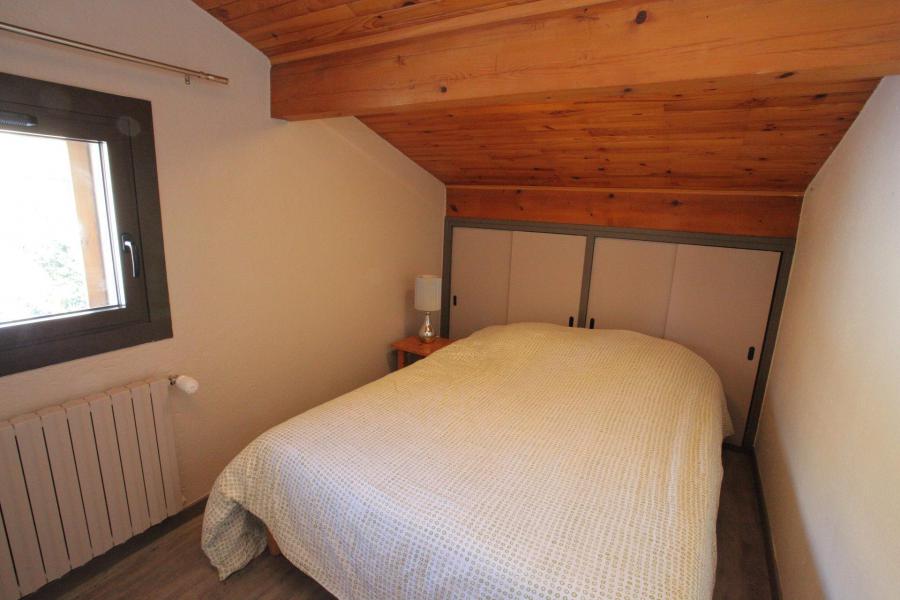 Skiverleih 3-Zimmer-Appartment für 6 Personen - Chalet les Embrunes - La Toussuire - Schlafzimmer