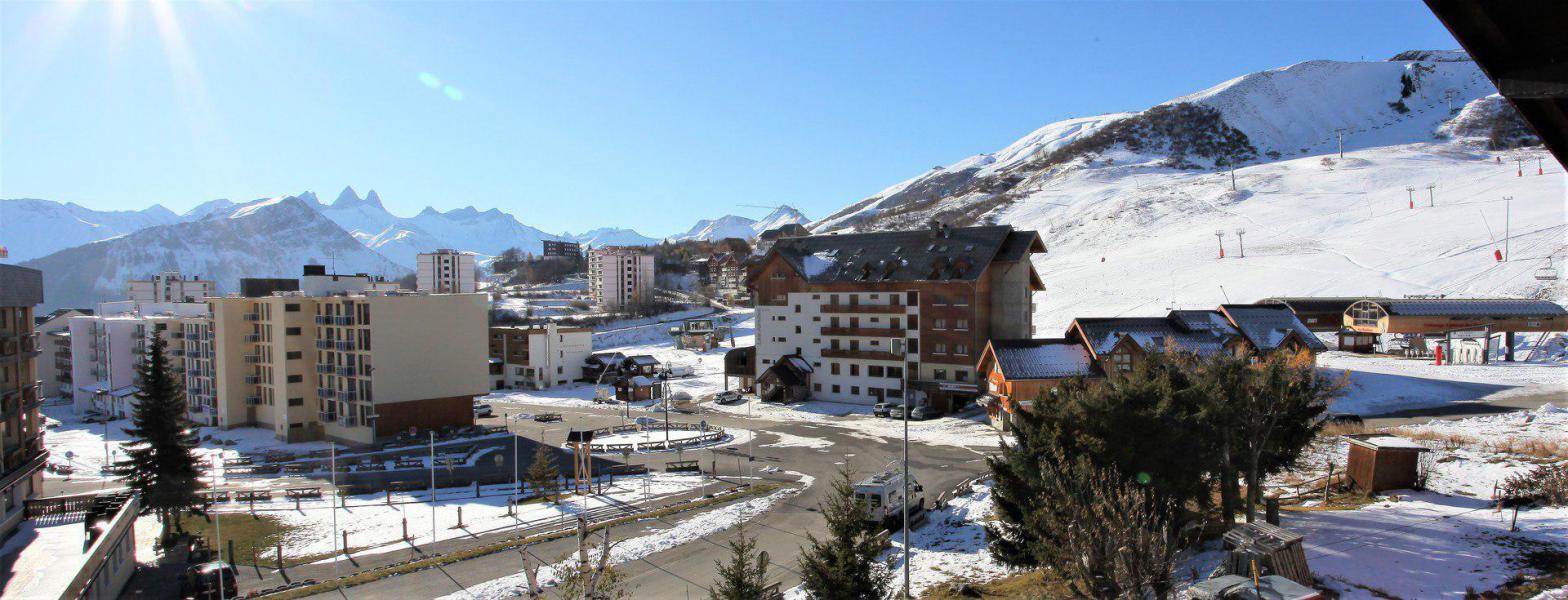 Ski verhuur Appartement 3 kamers 6 personen (RDC) - Chalet les Embrunes - La Toussuire - Buiten winter