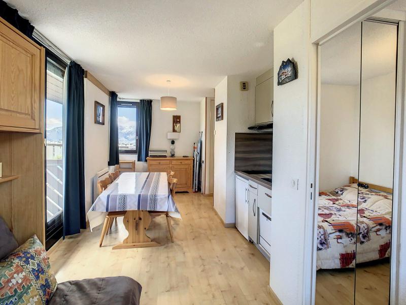 Ski verhuur Appartement 2 kamers bergnis 6 personen (C402) - La Résidence les Mousquetons - La Toussuire - Woonkamer