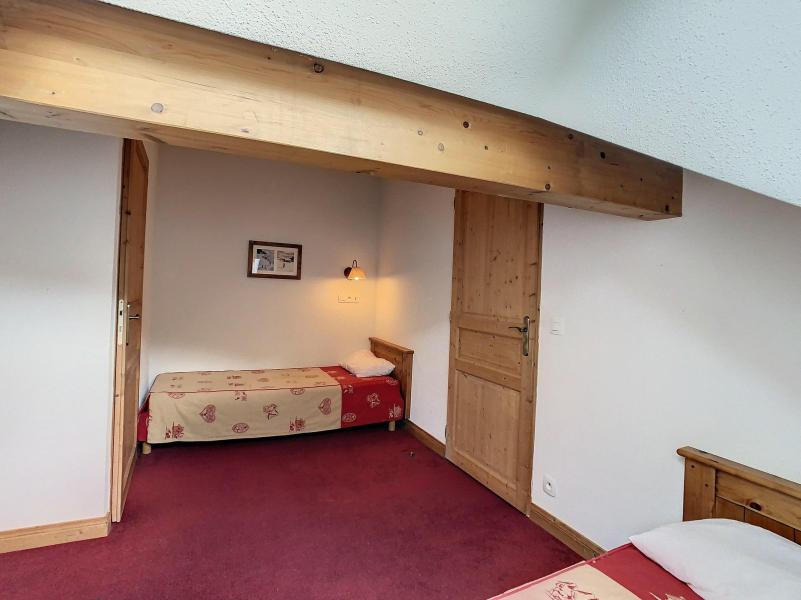 Rent in ski resort 4 room apartment 8 people (A407) - Les Hauts de Comborcières - La Toussuire - Bedroom