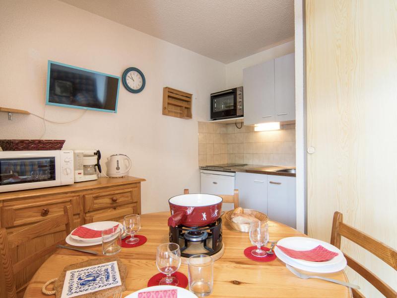 Ski verhuur Appartement 2 kamers 4 personen (20) - Les Mousquetons - La Toussuire - Woonkamer