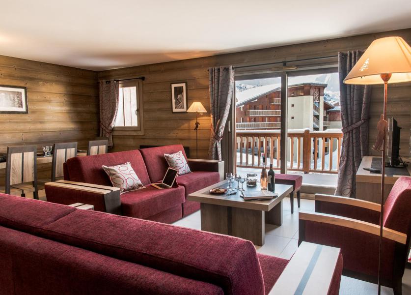Rent in ski resort Résidence L'Alpaga - La Toussuire - Living room