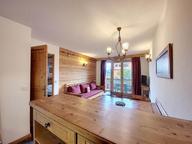 Ski verhuur Appartement 2 kamers 4 personen (A104) - Résidence l'Ecrin des Sybelles - La Toussuire - Woonkamer