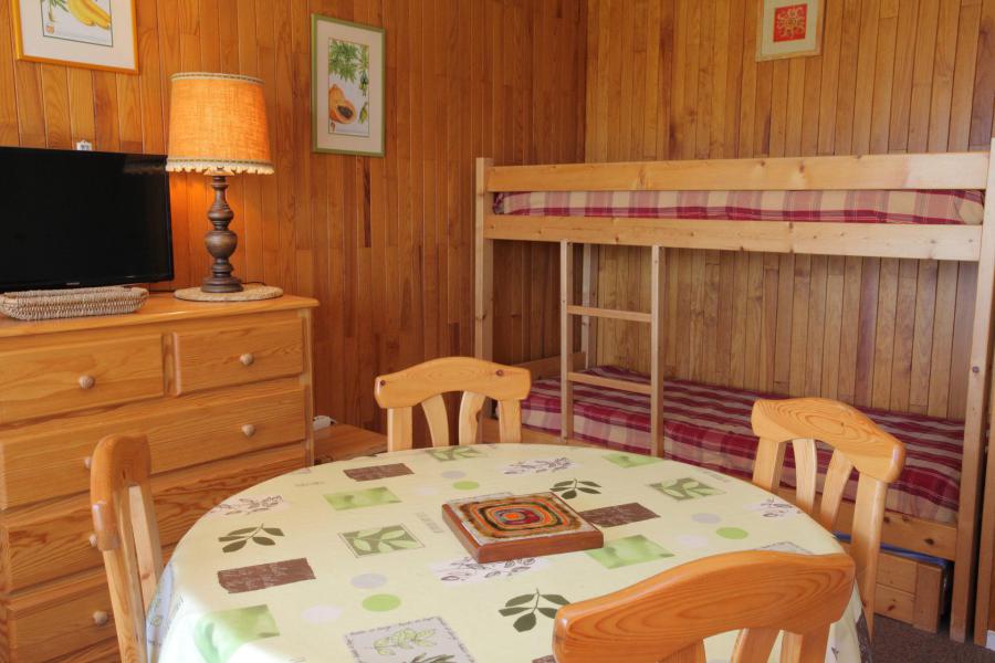 Rent in ski resort Studio sleeping corner 5 people (432) - Résidence l'Edioule - La Toussuire