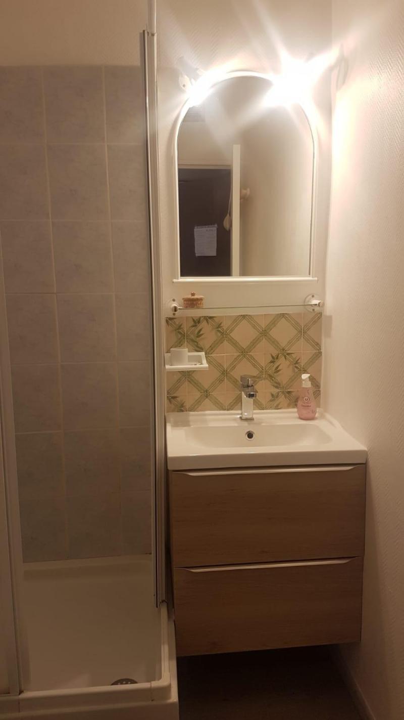 Alquiler al esquí Apartamento cabina para 6 personas (99) - Résidence l'Eriscal - La Toussuire - Cuarto de ducha