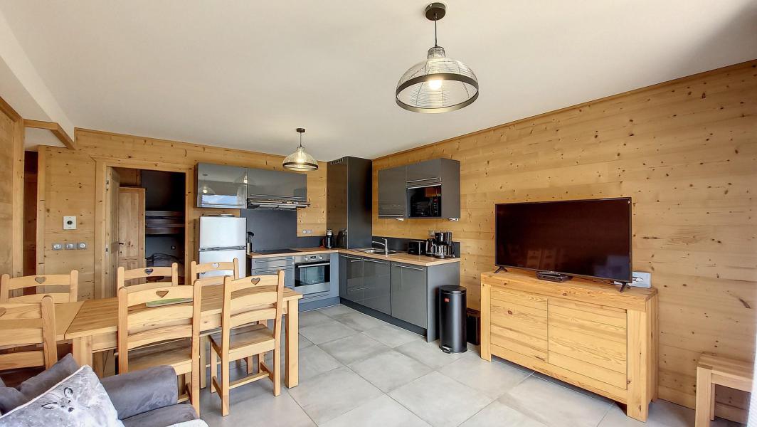 Ski verhuur Appartement 3 kamers bergnis 6 personen (RJ01D) - Résidence l'Odyssée - La Toussuire - Woonkamer