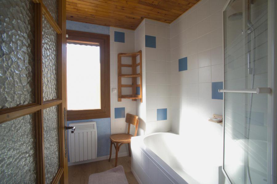 Rent in ski resort 4 room apartment 8 people (4) - Résidence la Lauzière - La Toussuire - Bath-tub