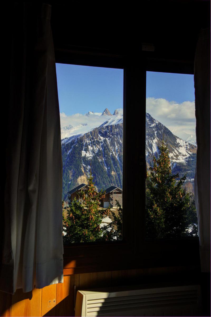 Alquiler al esquí Résidence la Lauzière - La Toussuire - Ventana