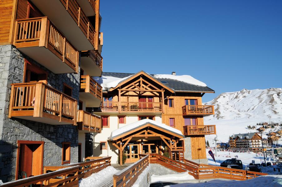 Ski verhuur Résidence Lagrange les Hauts de Comborcière - La Toussuire - Buiten winter