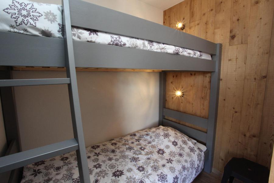 Rent in ski resort 2 room apartment sleeping corner 6 people (LYS2) - Résidence le Floral - La Toussuire - Cabin