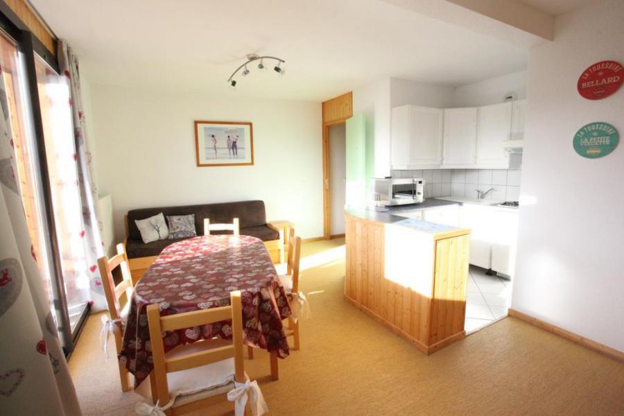 Skiverleih 2-Zimmer-Appartment für 5 Personen (RHODO2) - Résidence le Floral - La Toussuire - Wohnzimmer