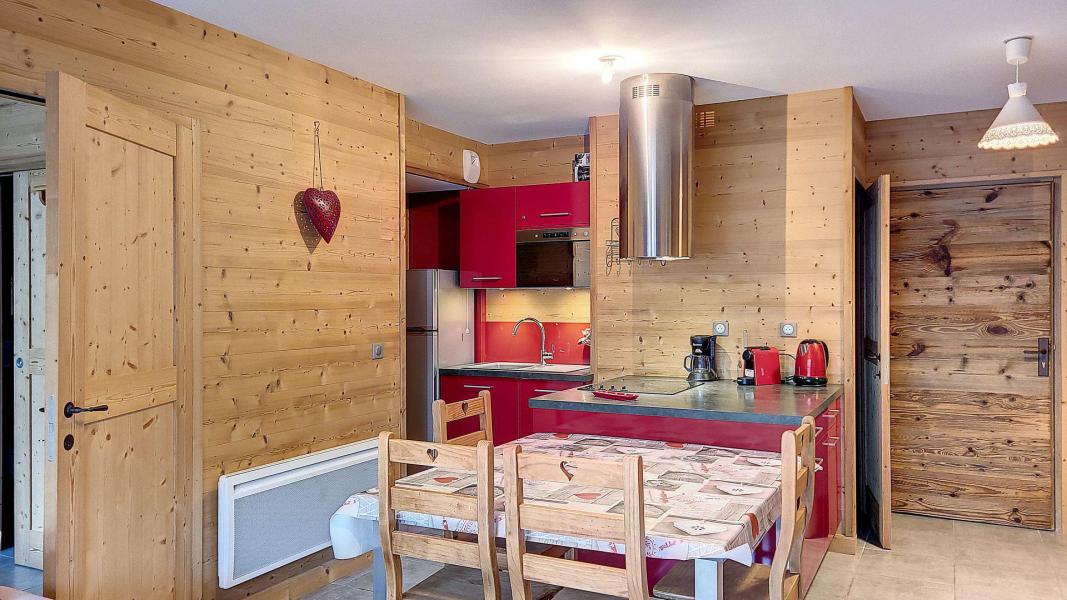 Ski verhuur Appartement 4 kamers 6 personen (301) - Résidence les Pierres Blanches - La Toussuire - Woonkamer