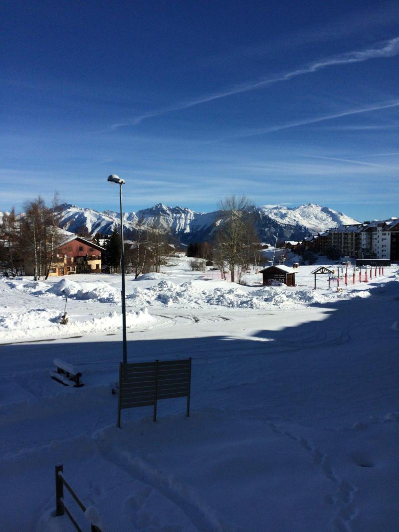 Vacanze in montagna Appartamento 4 stanze per 12 persone (38) - Résidence les Ravières - La Toussuire - Esteriore inverno
