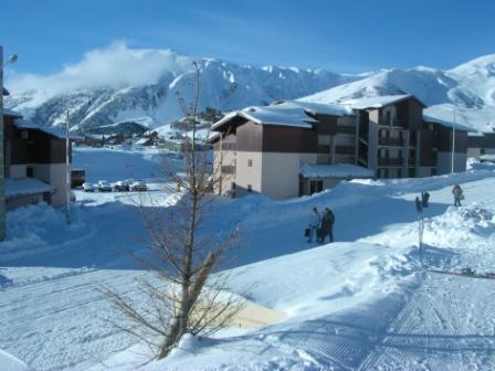 Rent in ski resort Studio mezzanine 4 people (B63) - Résidence Plein Soleil - La Toussuire
