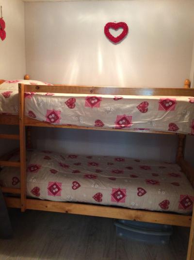 Rent in ski resort 2 room apartment sleeping corner 5 people - Chalet Belledonne - La Toussuire - Bunk beds