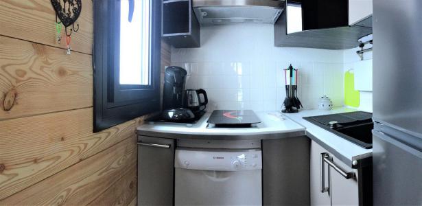 Rent in ski resort 2 room apartment 5 people (163) - Résidence Bellard - La Toussuire