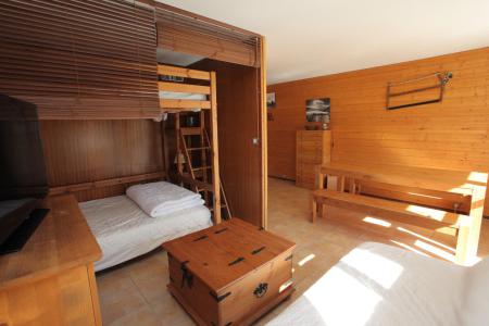 Ski verhuur Studio bergnis 6 personen (A4/131) - Résidence Corbier - La Toussuire - Woonkamer