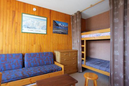 Rent in ski resort Studio sleeping corner 6 people (847) - Résidence Côte Louve - La Toussuire - Bunk beds